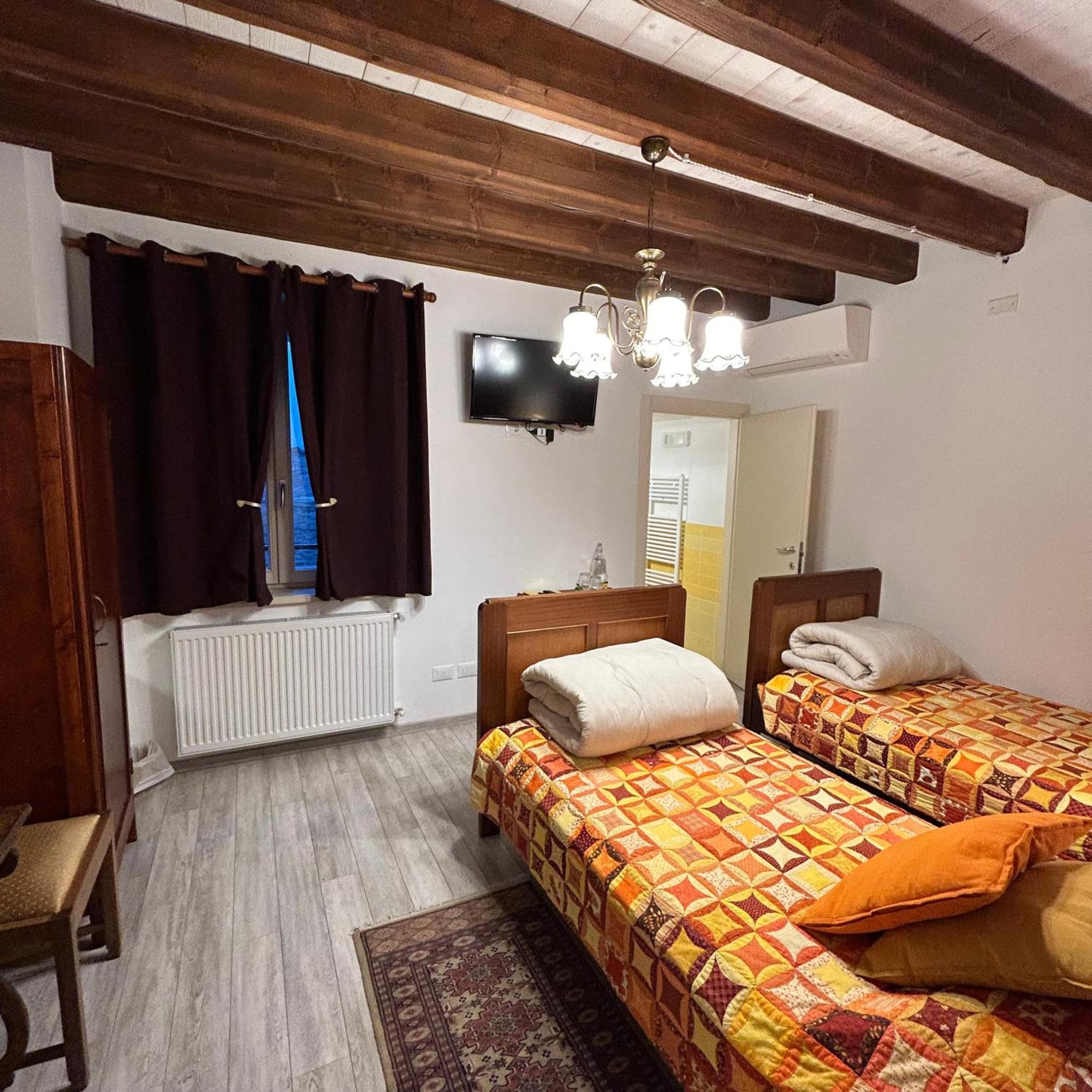 Domus Iulii Bed & Breakfast Cividale Del Friuli Bagian luar foto